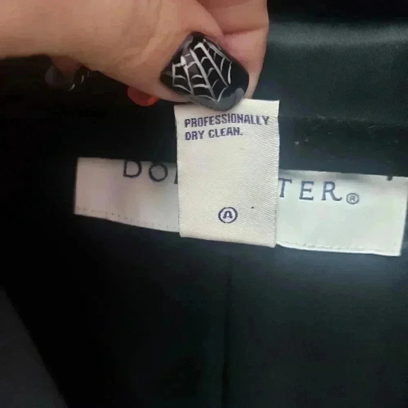 DONCASTER Puff Collar Jacket w/Pleated Front - Picture 2 of 4